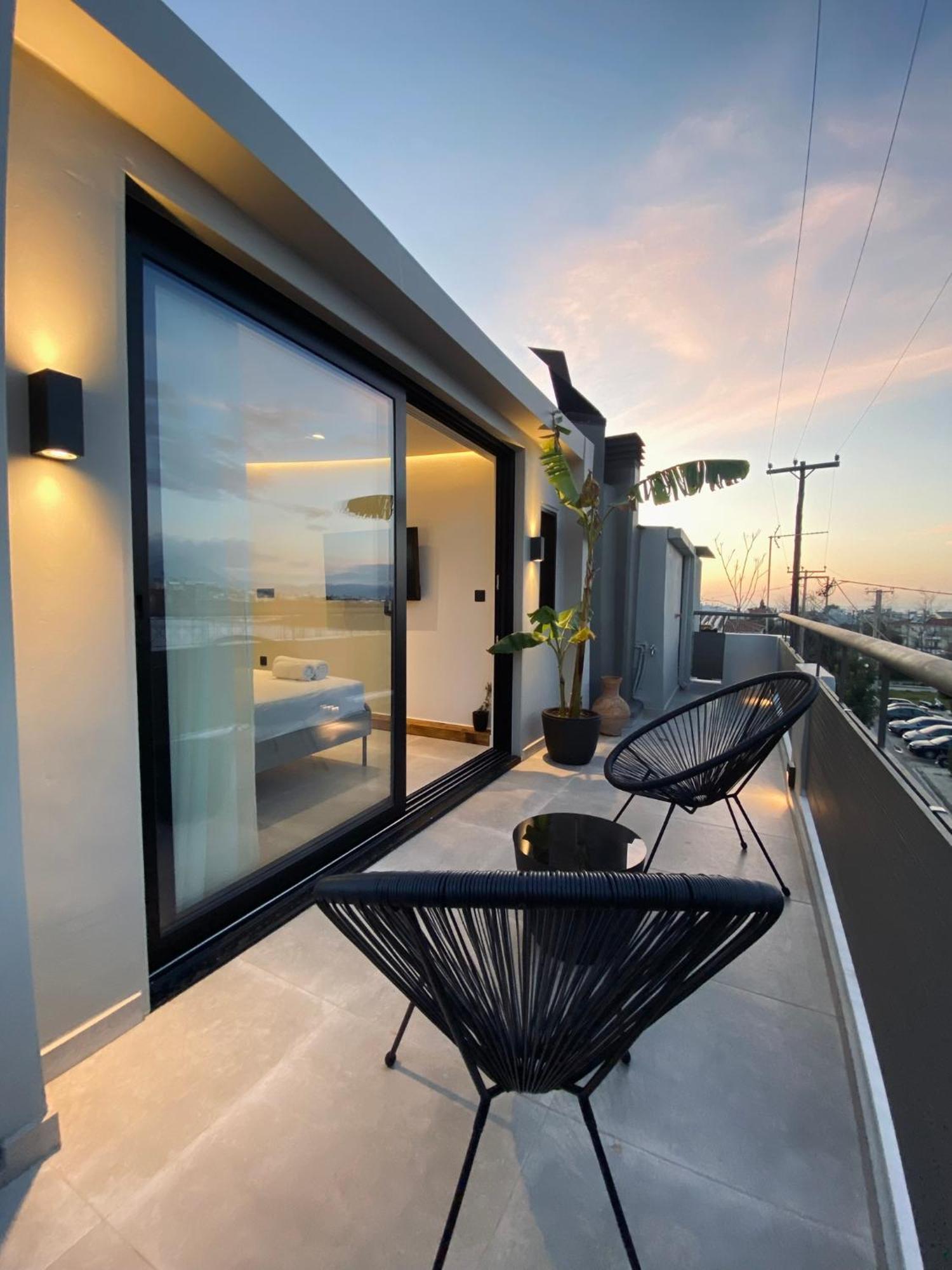 Hyperion Penthouse Apartment Patras Luaran gambar